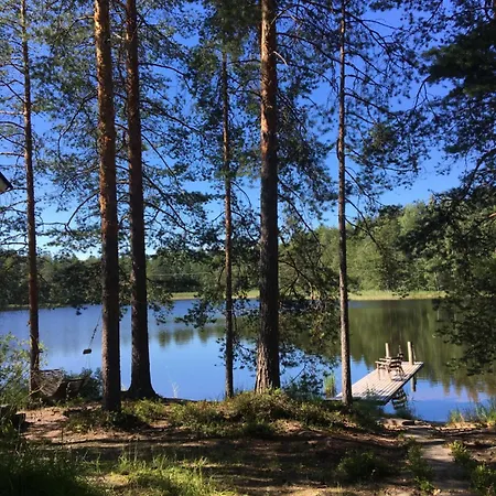 Moekki Aapola * Puumala