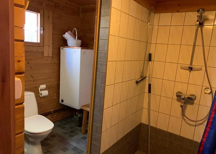 Moekki Aapola * Puumala