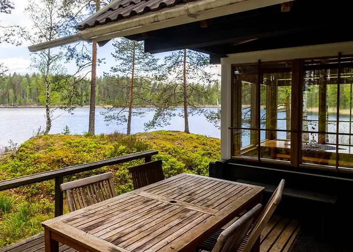 Moekki Aapola * Puumala